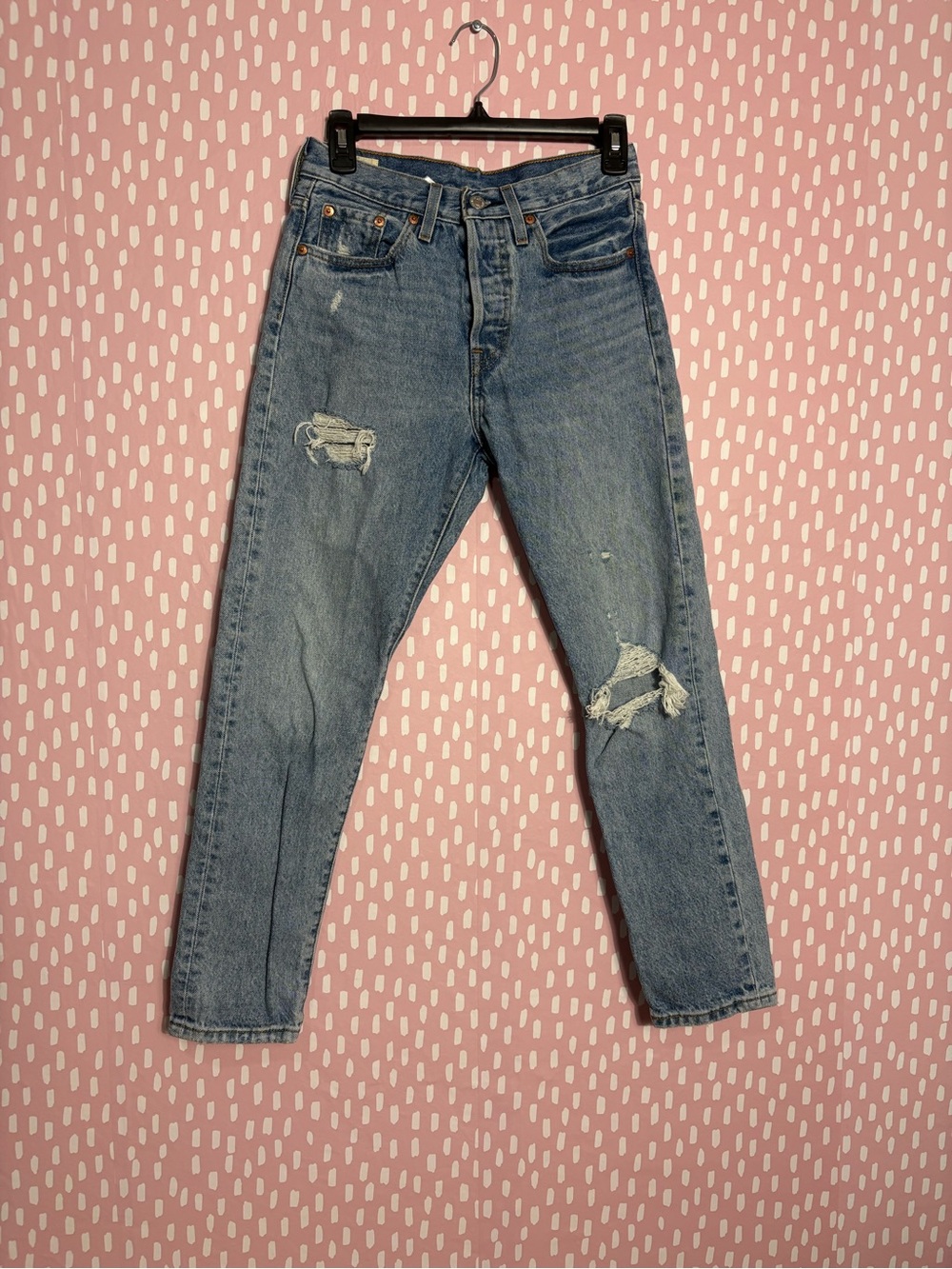 Levi Strauss Premium 501 Women's 2022 25x28 Skinny Jeans Button Fly